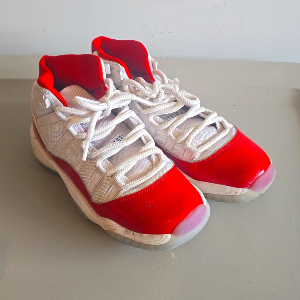 Jordan 11 Cherry Mid